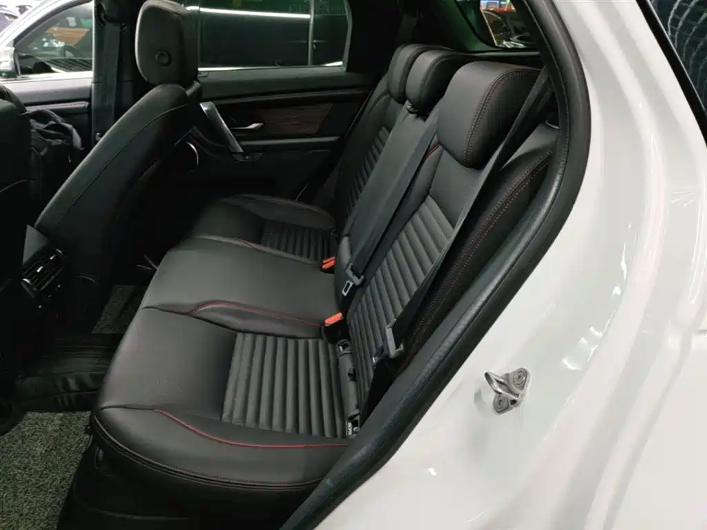 Land Rover Discovery Sport 2020 249PS R-Dynamic Performance фото 17