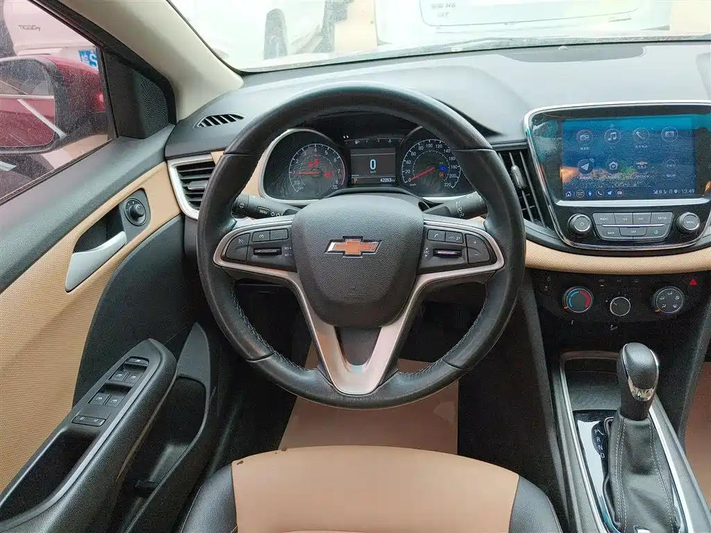 CHEVROLET CRUZE