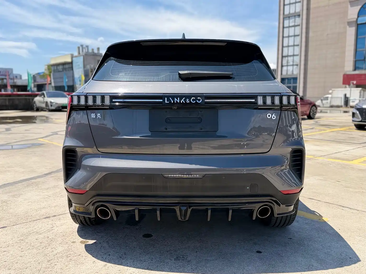 Lynk & Co 06 2023 Remix 1.5T Type Plus фото 6