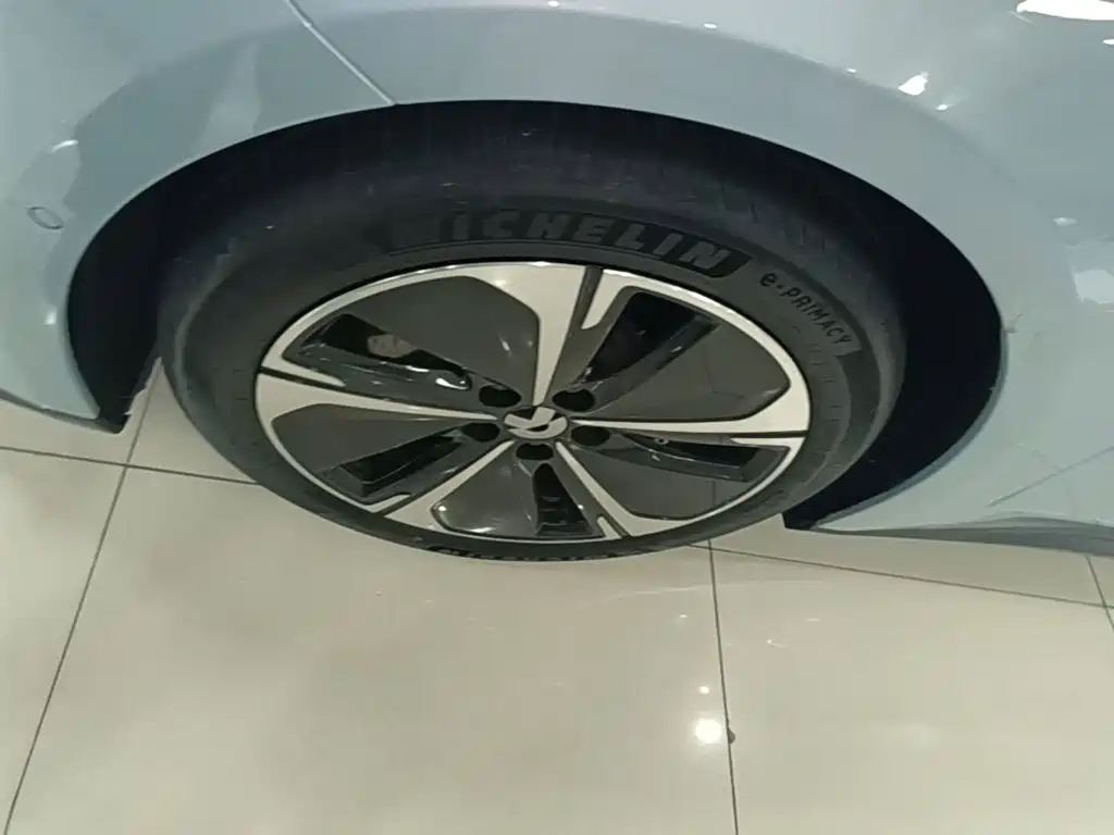 Фото 23 - NIO ET5T
