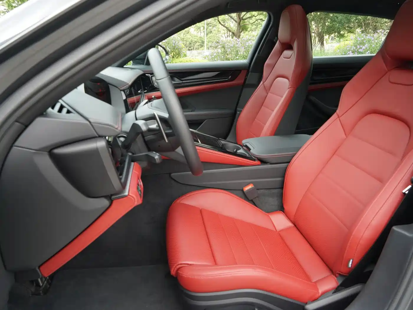 Porsche Panamera 2024 Panamera 4 Executive Long Wheelbase 2.9T фото 14