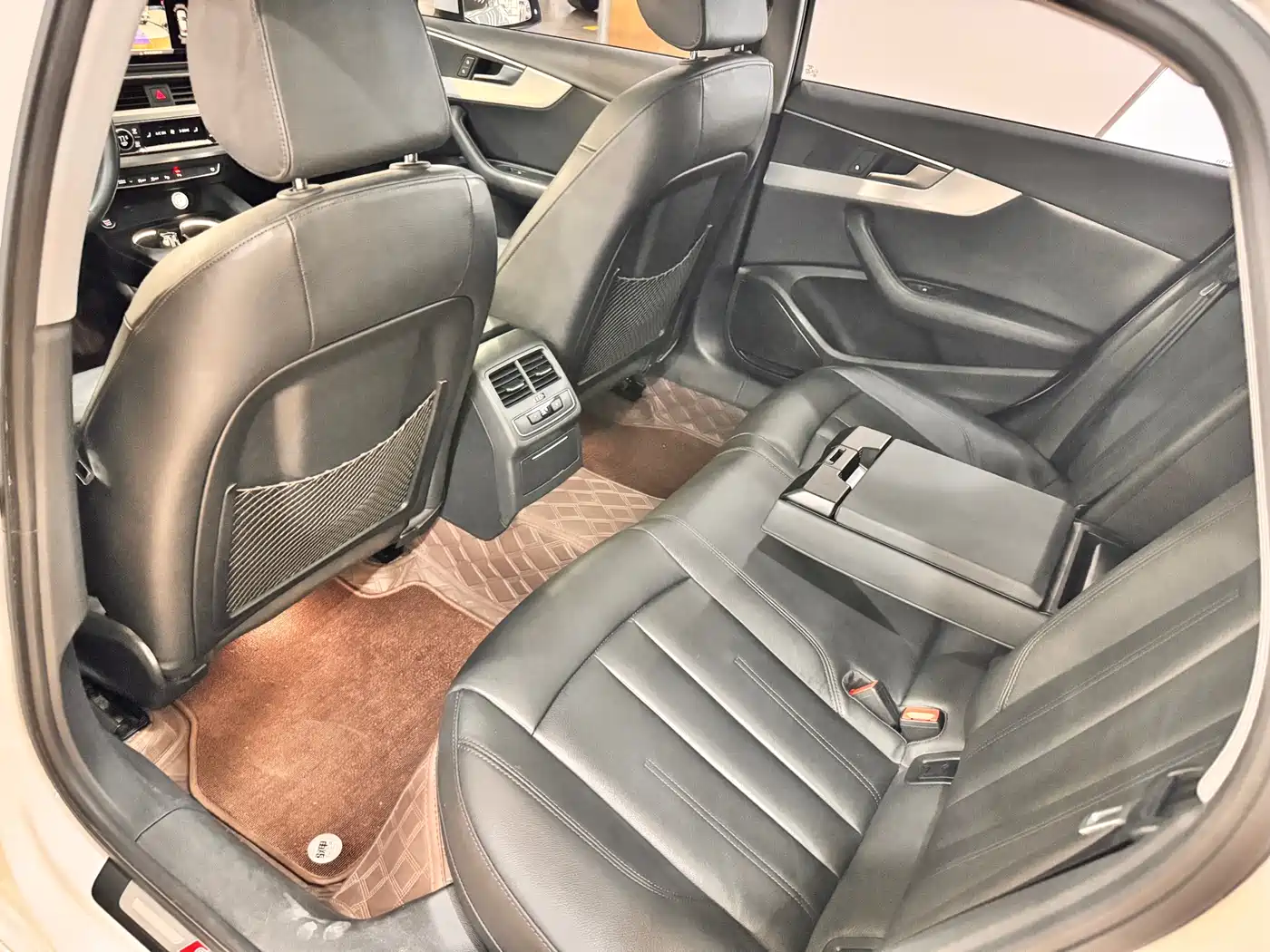 Audi A4L 2019 40 TFSI Fashion (China VI) фото 12