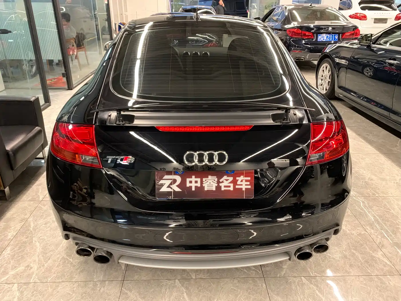 Audi TTS 2011 Model TTS Coupe 2.0TFSI quattro фото 20