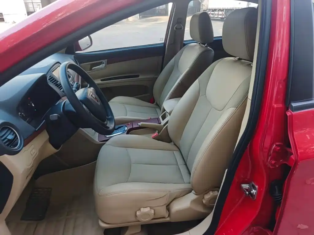 Roewe 350 2015 2013 350C 1.5L Automatic Joy Edition