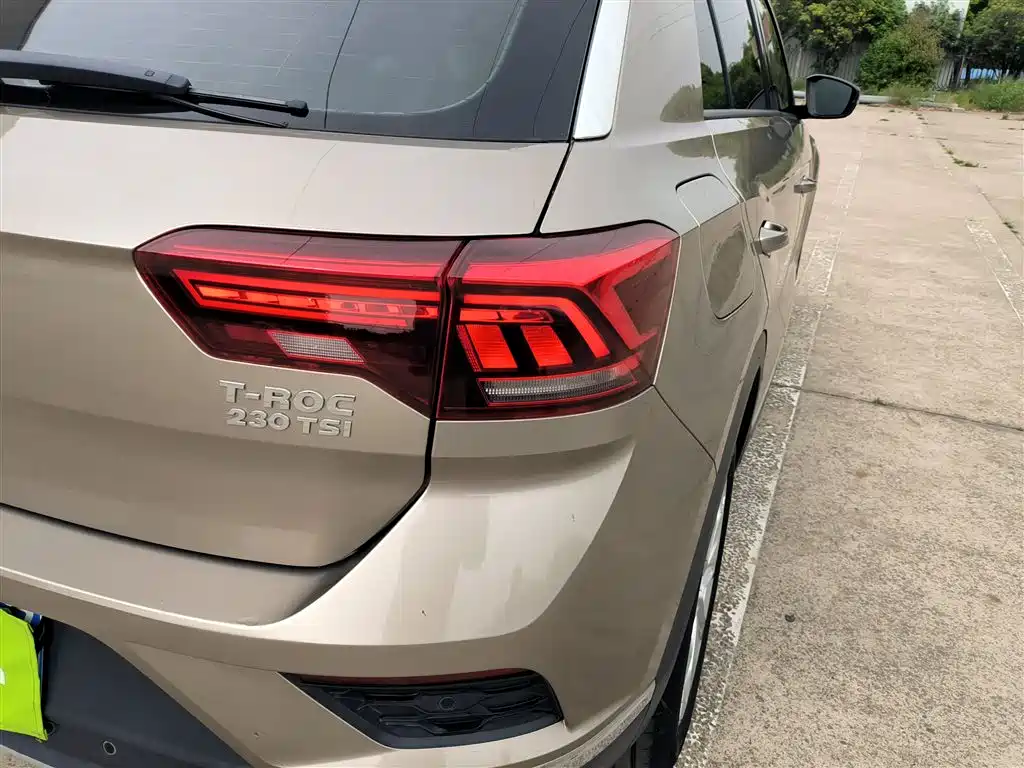 Volkswagen T-ROC 2018 230TSI DSG 2WD Progressive China V фото 8