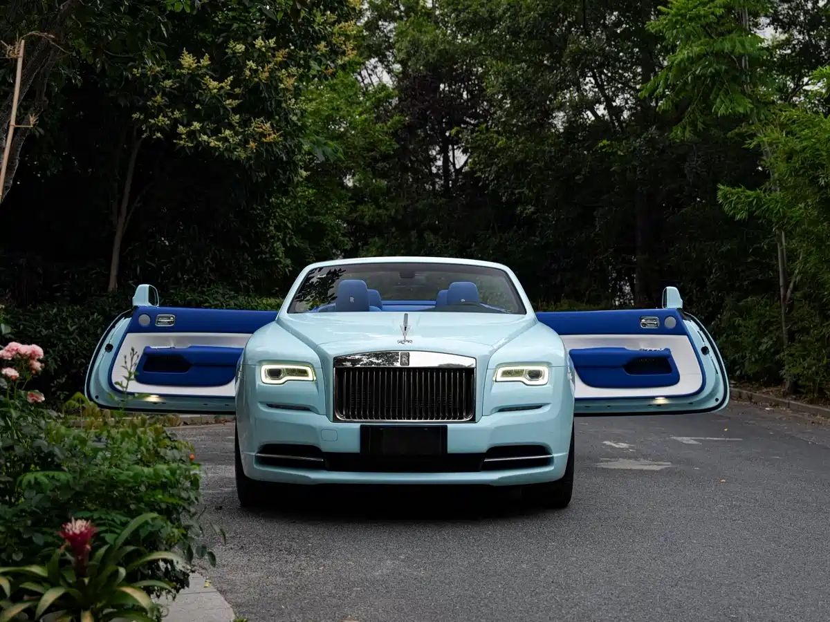 Rolls-Royce Dawn 2020