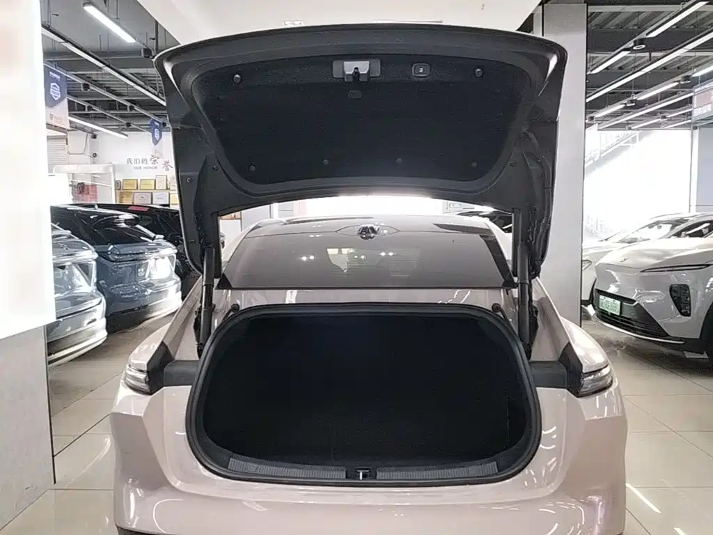NIO ET5 2022 2022 75kWh