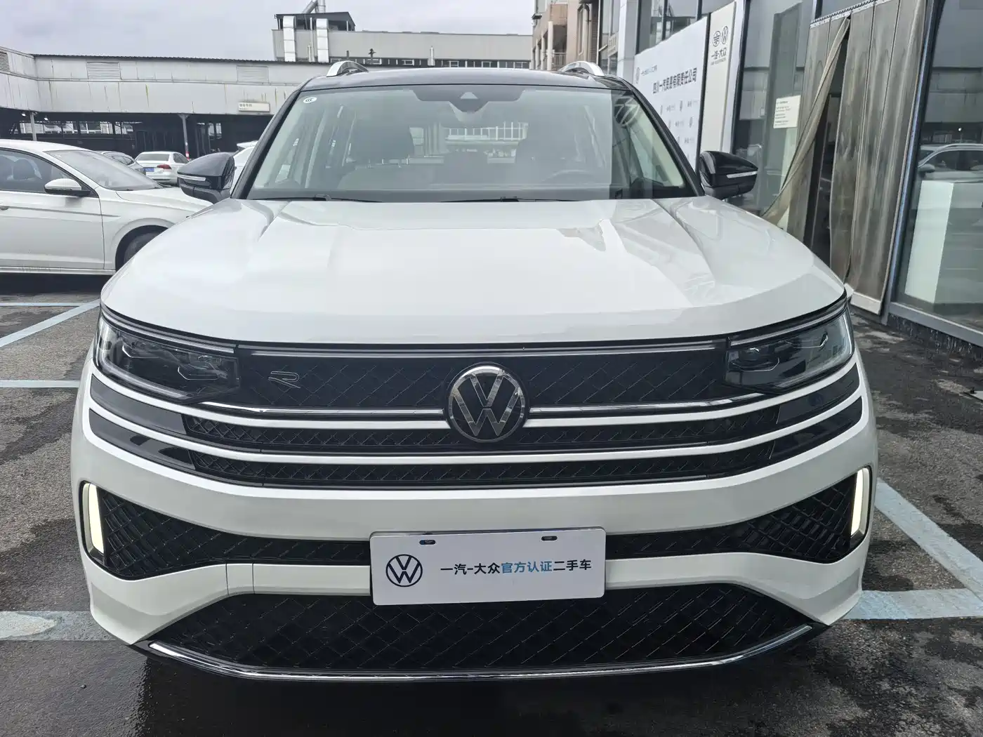 Volkswagen Talagon 2023 380TSI 4WD R-Line Touring Edition фото 2