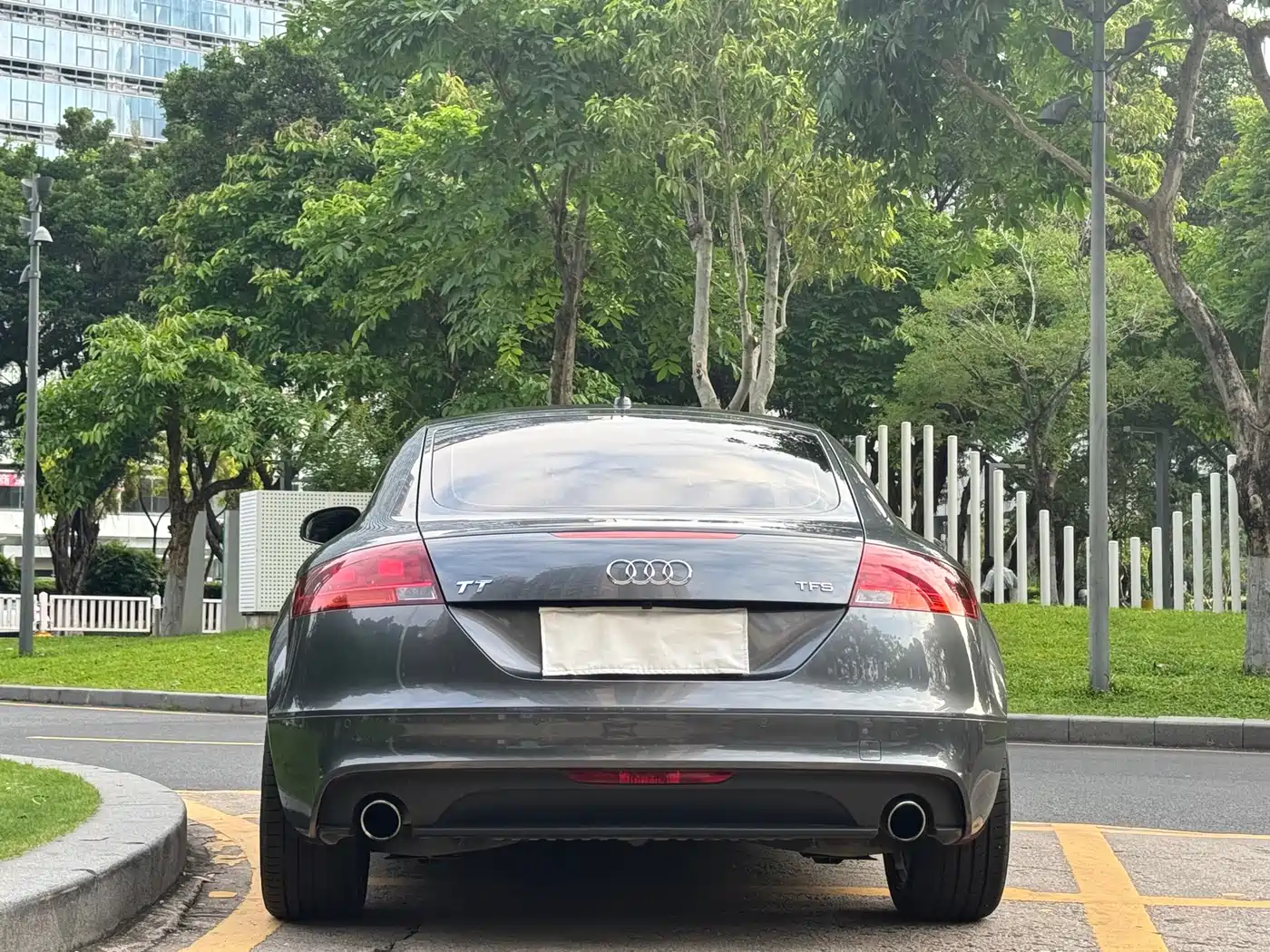 Audi TT 2011 TT Coupe 2.0TFSI фото 13