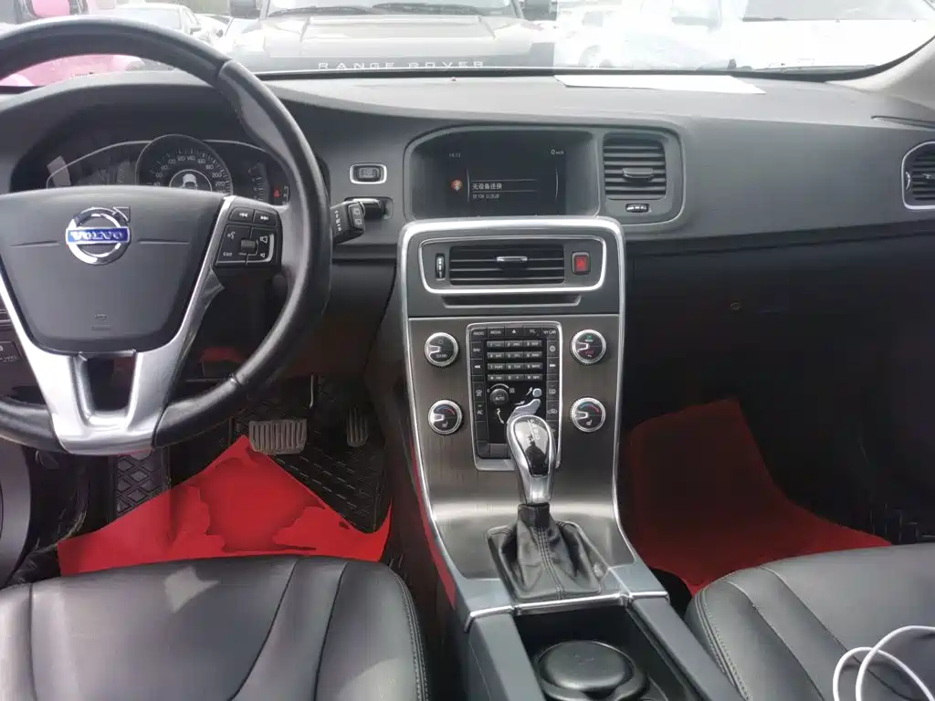 Volvo V60 2015 2015 T5 Momentum