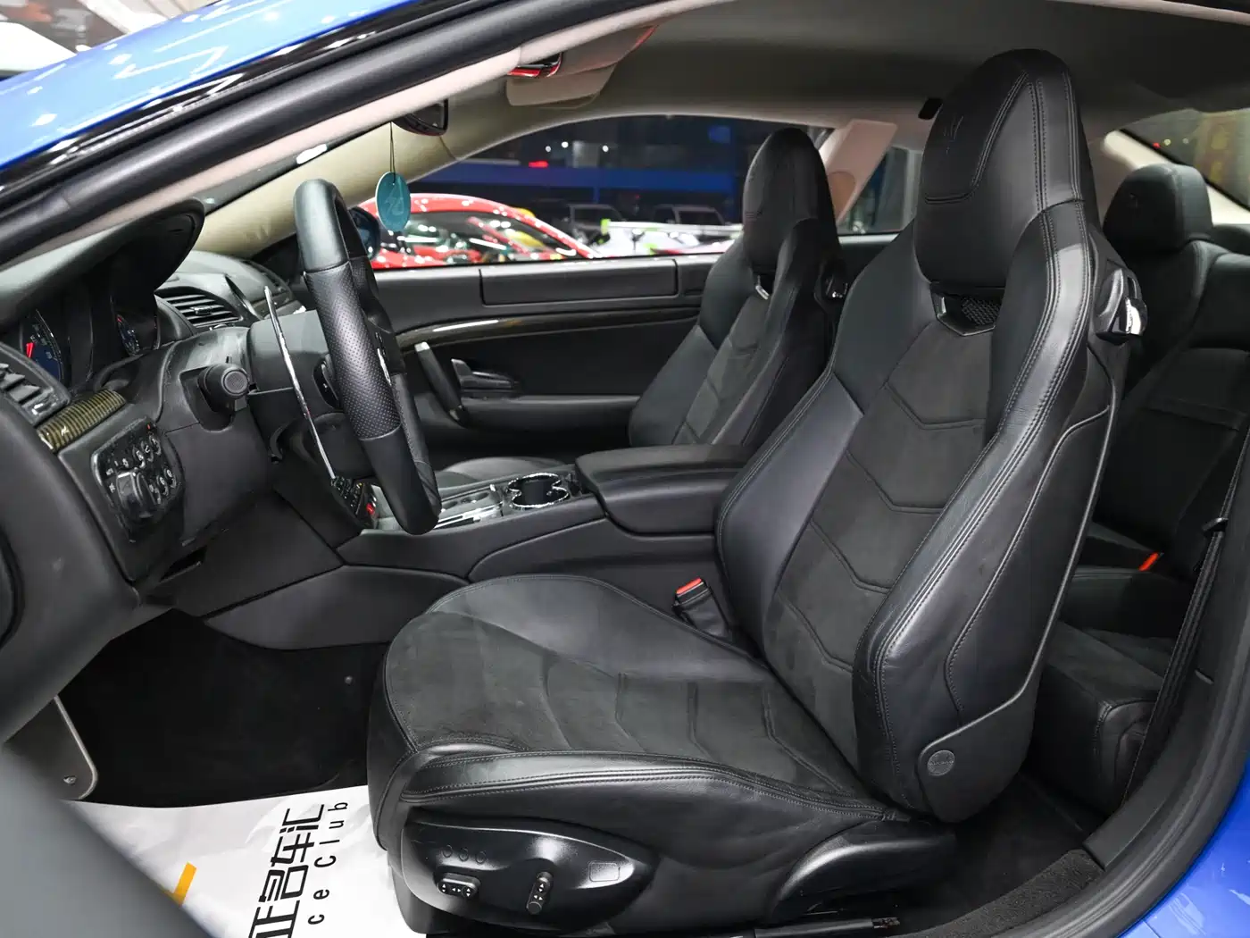 Maserati GranTurismo 2013 4.7L Sport F1 фото 8