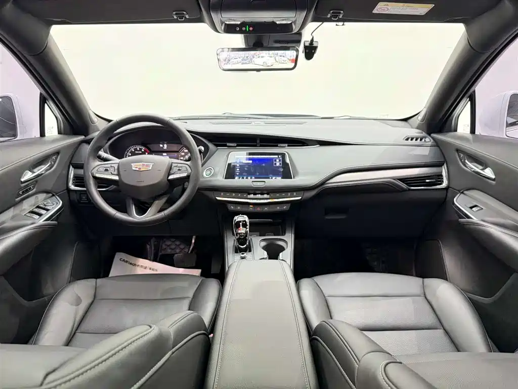 Cadillac XT4 2023 28T 2WD Premium фото 25