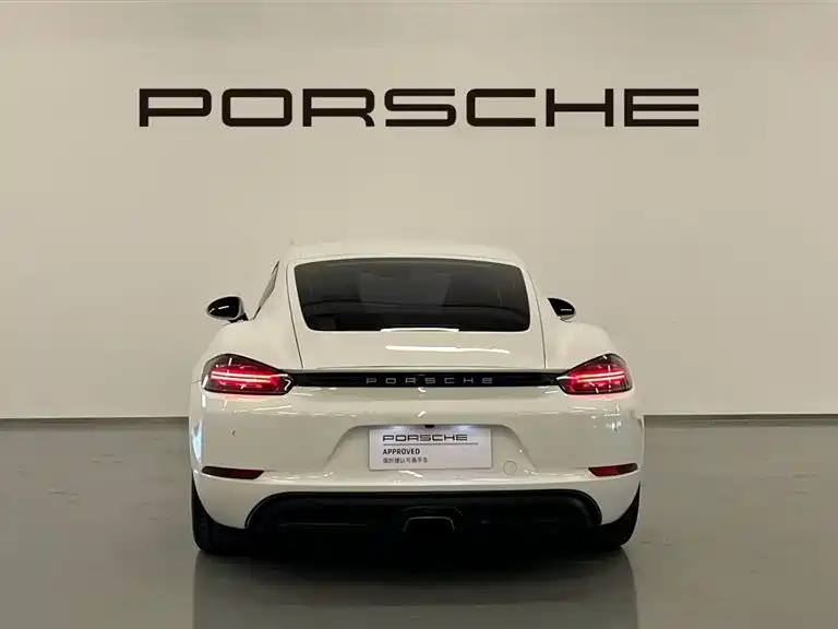 Porsche 718 2018 Cayman 2.0T фото 7