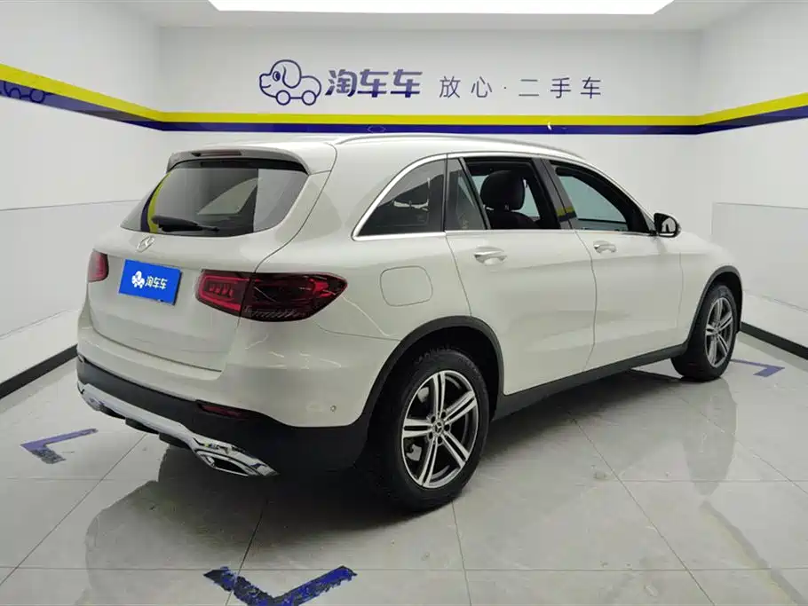 Mercedes-Benz GLC 2021 GLC 260 L 4MATIC Sporty фото 3