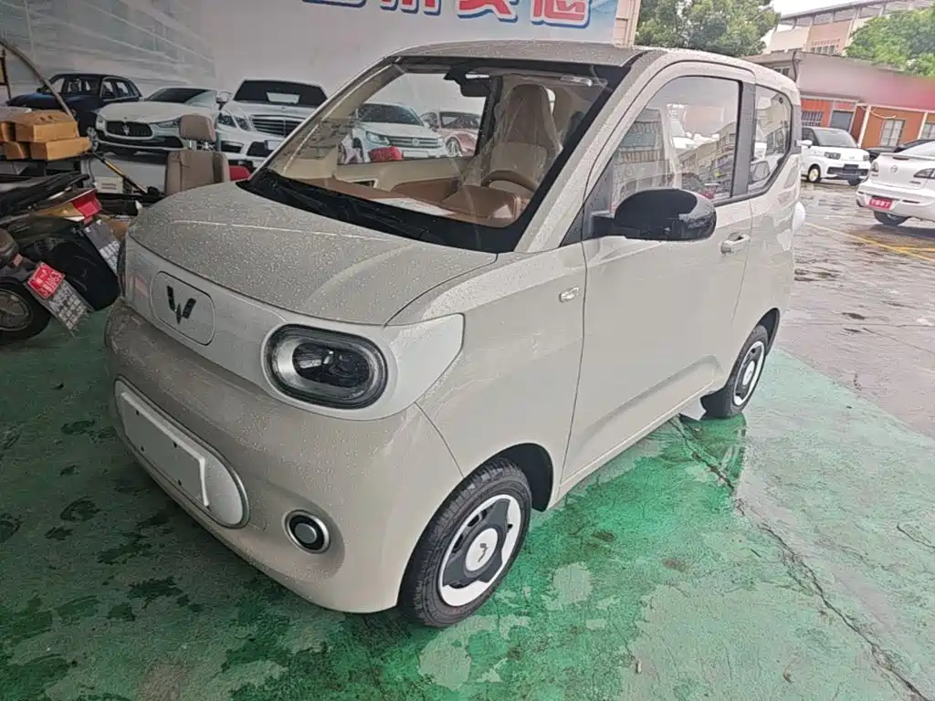 Wuling Motors Hongguang MINIEV 2026 2024 3rd Generation 215km Youth Edition