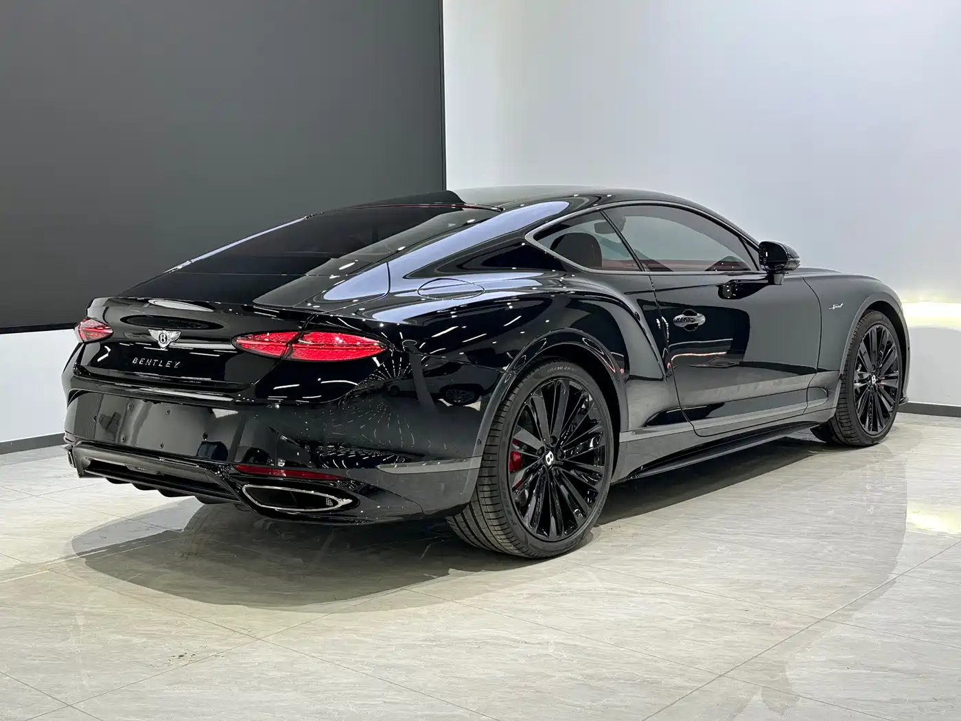 BENTLEY CONTINENTAL PLUG IN HYBRID