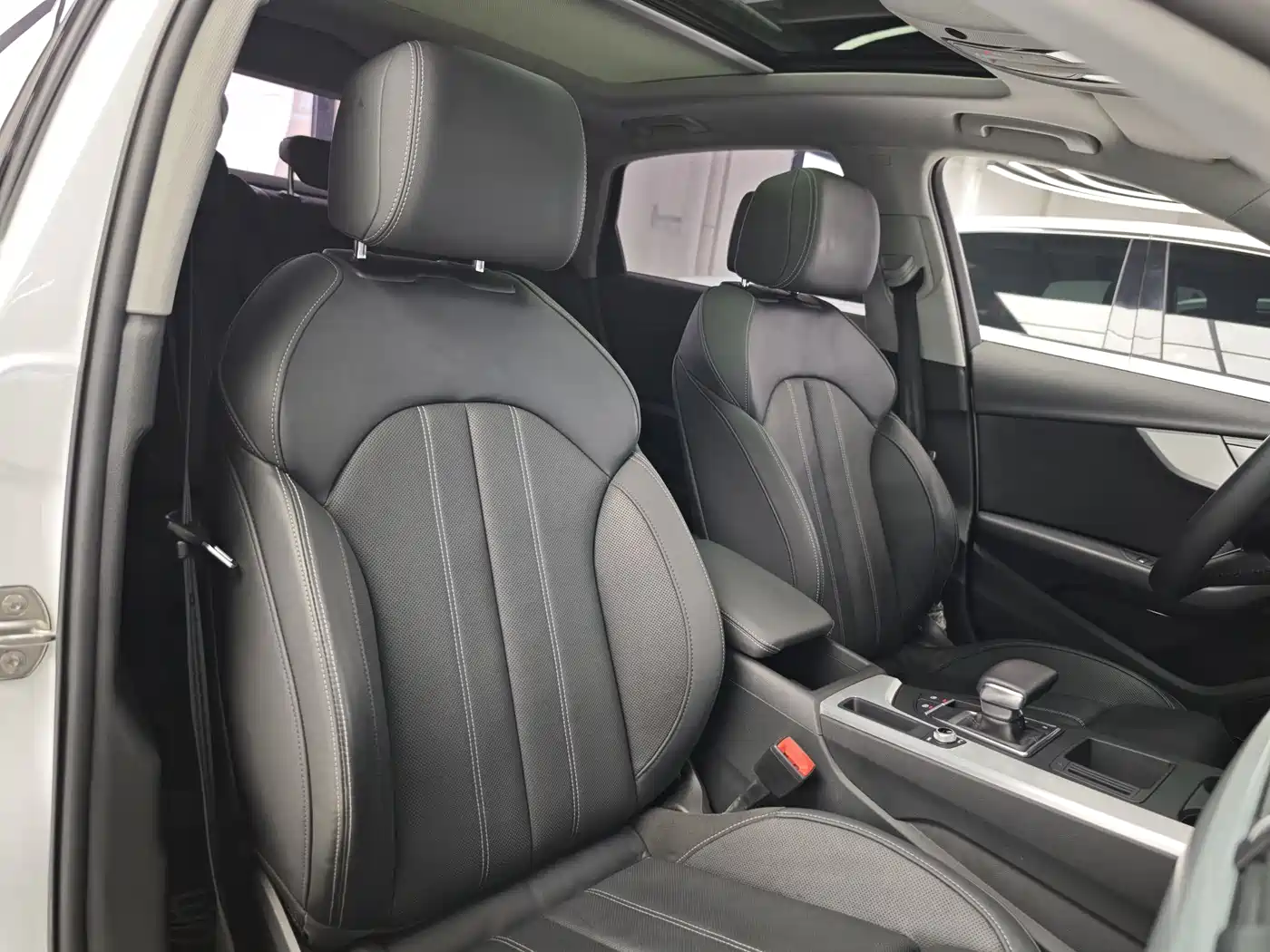 Audi A4L 2020 40 TFSI Luxury Dynamic фото 9