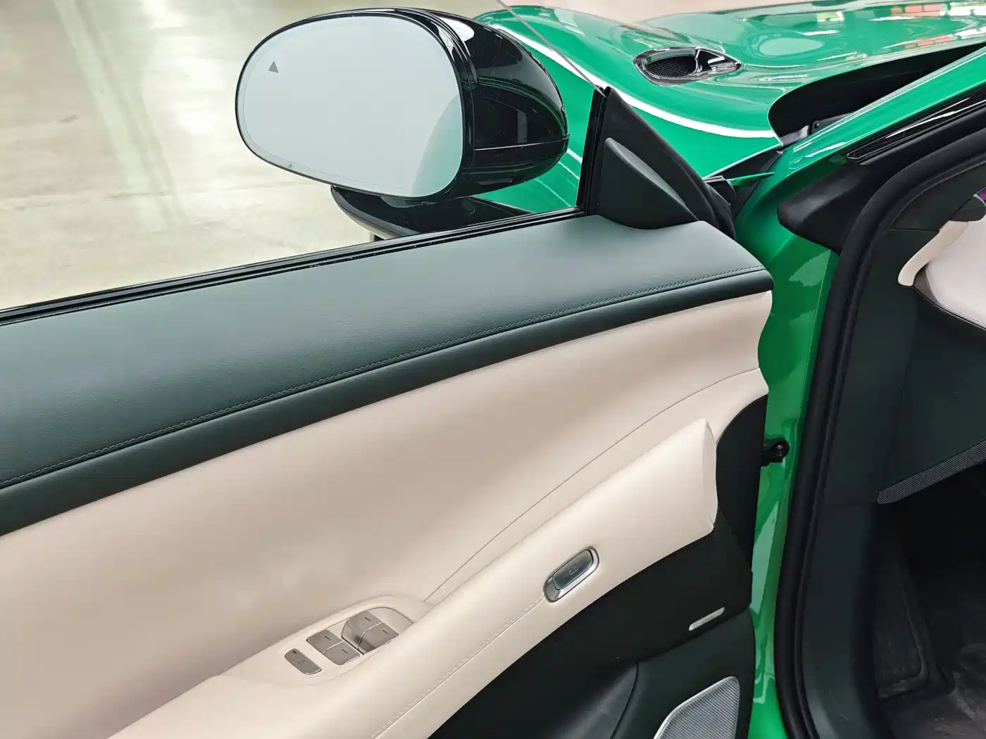 Xiaomi Auto Xiaomi YU7 2025 Ultra Long Range High Performance AWD Max Edition фото 11