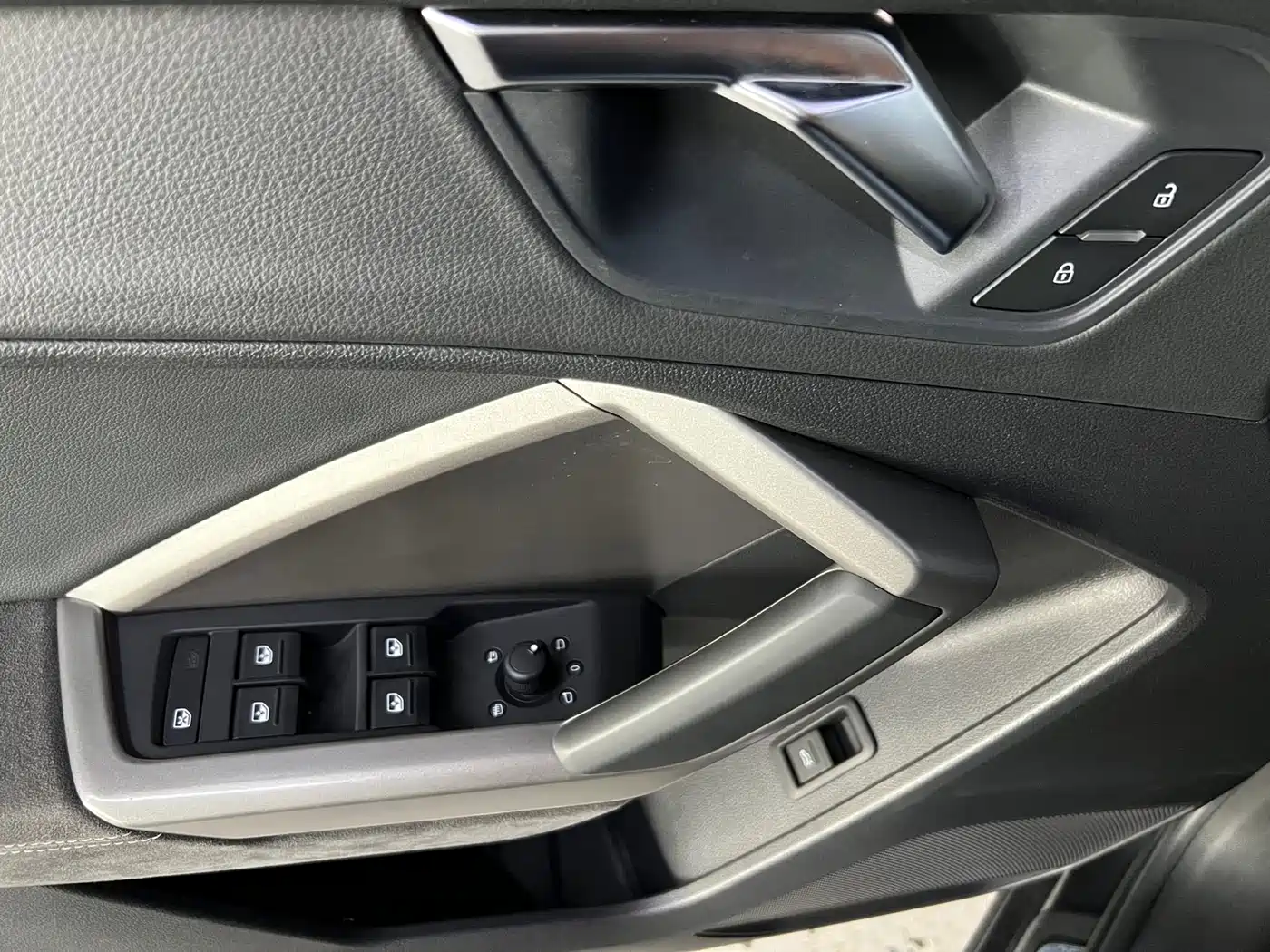 Audi Q3 2022 35 TFSI Fashion Dynamic фото 18