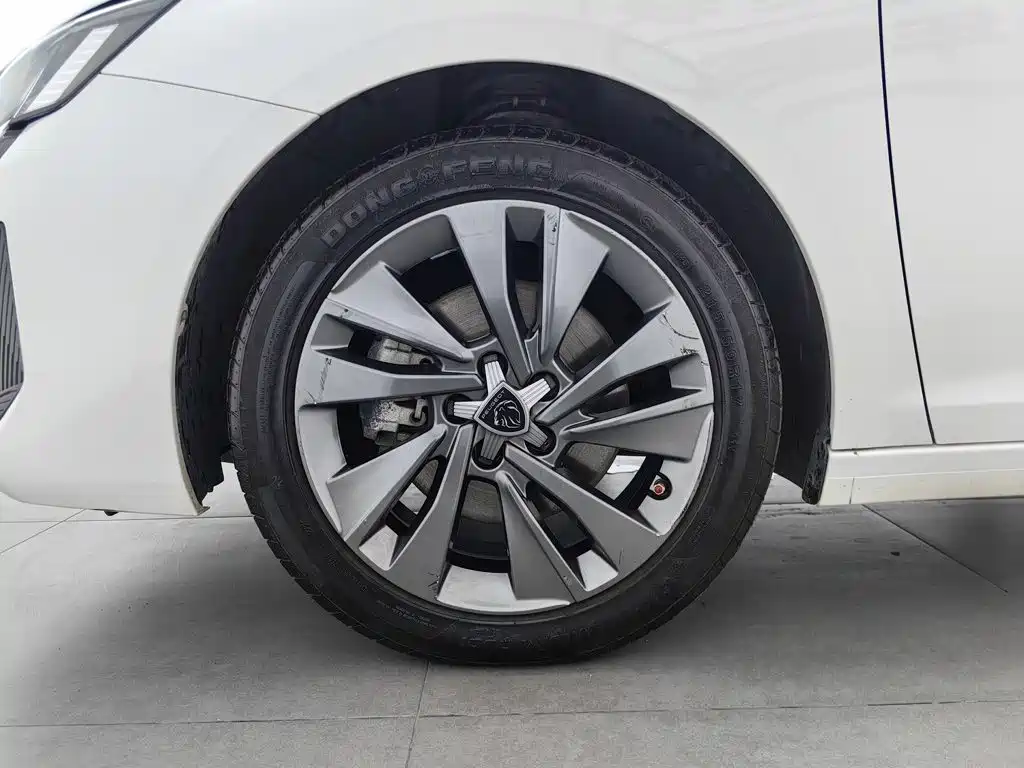 Peugeot 408 2024 2022 1.6T Progressive Edition