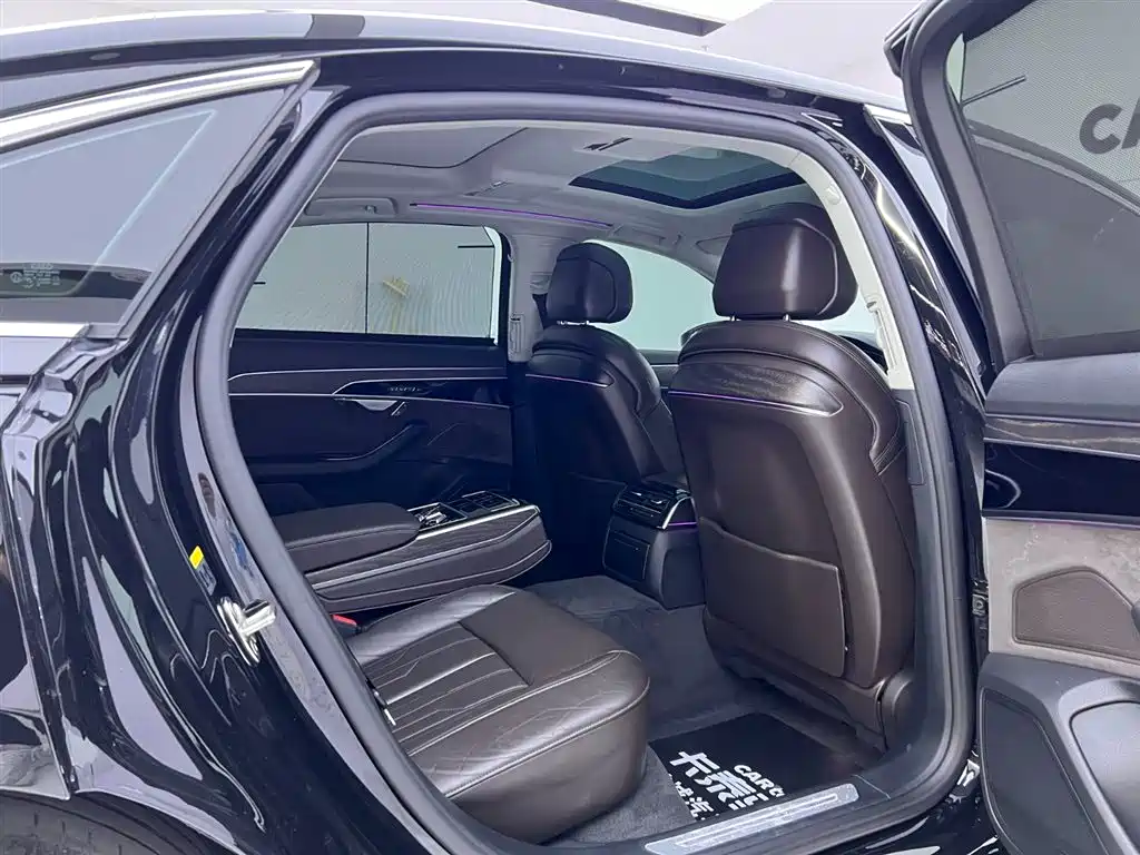 Audi A8 2019 Facelift Plus A8L 50 TFSI quattro Comfort фото 19