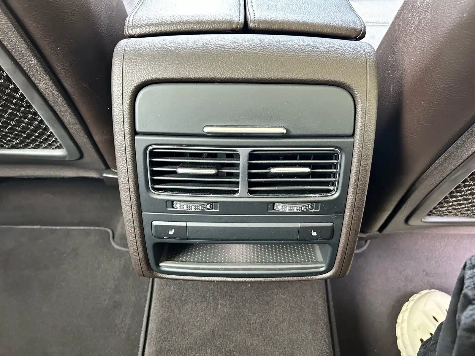 Фото 19 - Volkswagen Touareg