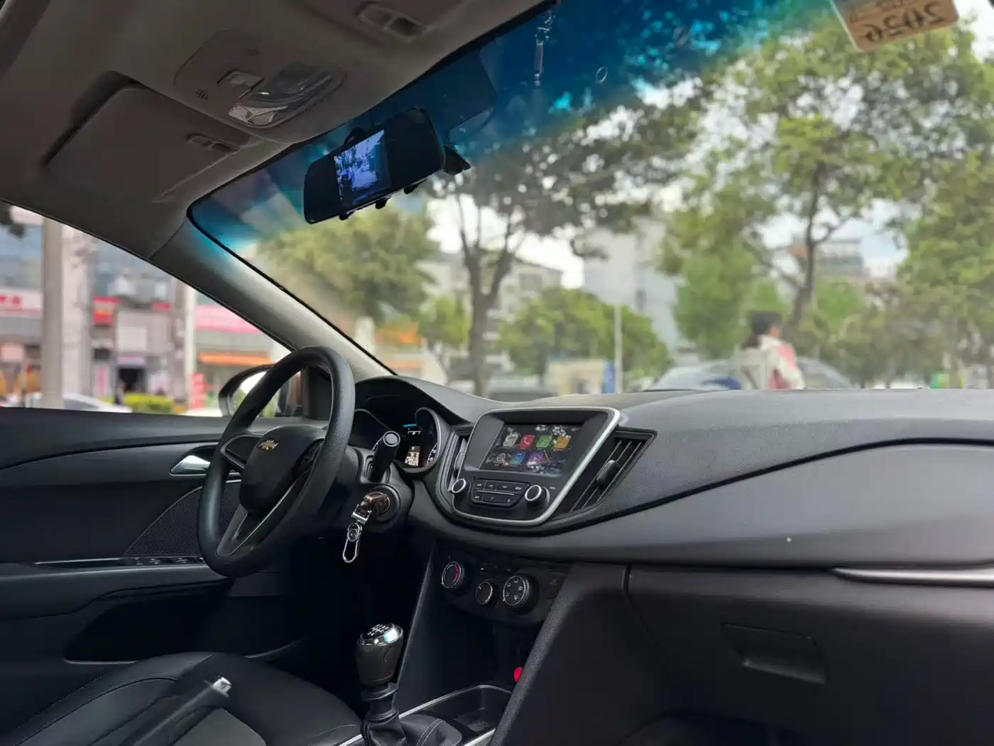 Chevrolet Cavalier 2019 320 Manual Joy Edition фото 6