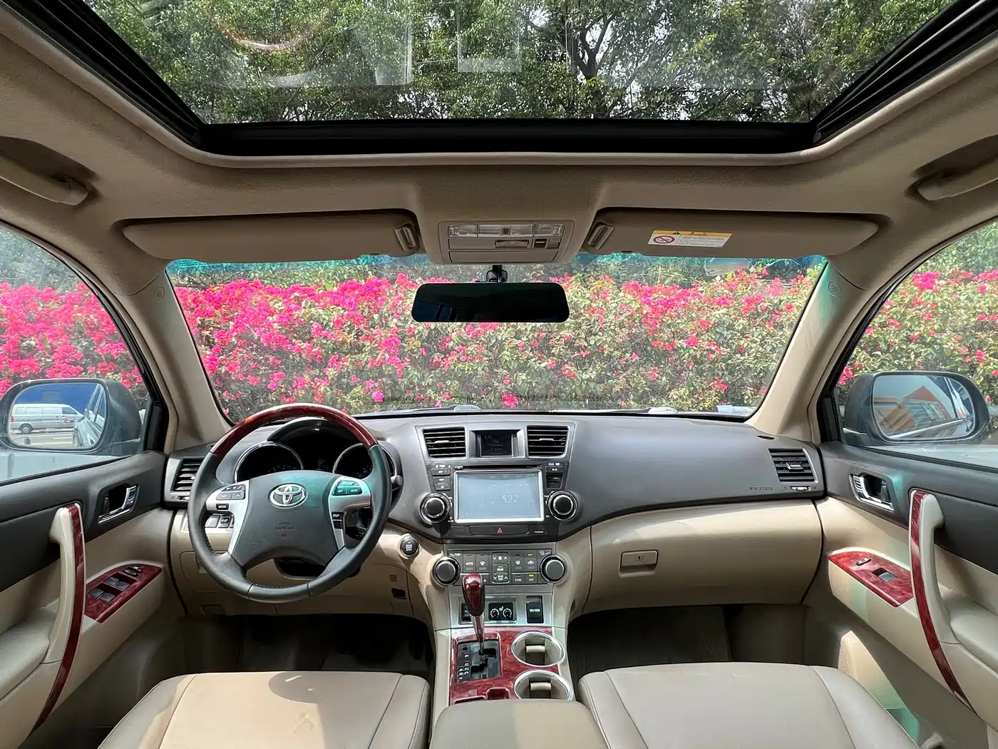 Toyota Highlander 2012 2.7L 2WD 7-Seater Luxury Edition фото 9