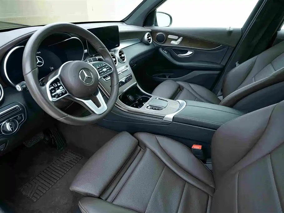 Mercedes-Benz GLC 2020 Facelift GLC 300 L 4MATIC Dynamic фото 9