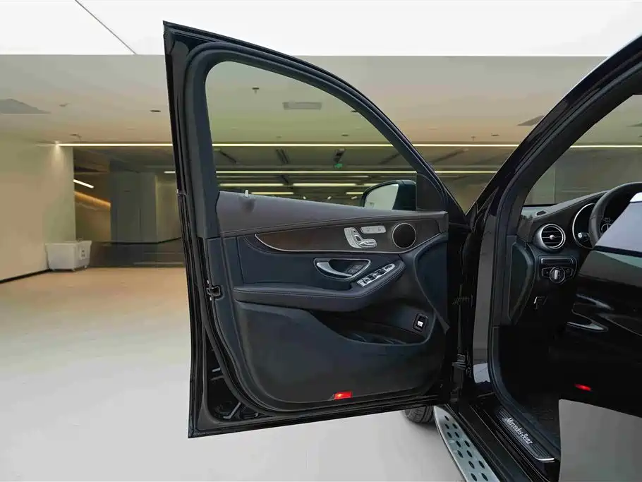 Mercedes-Benz GLC 2020 Facelift GLC 300 L 4MATIC Dynamic фото 16