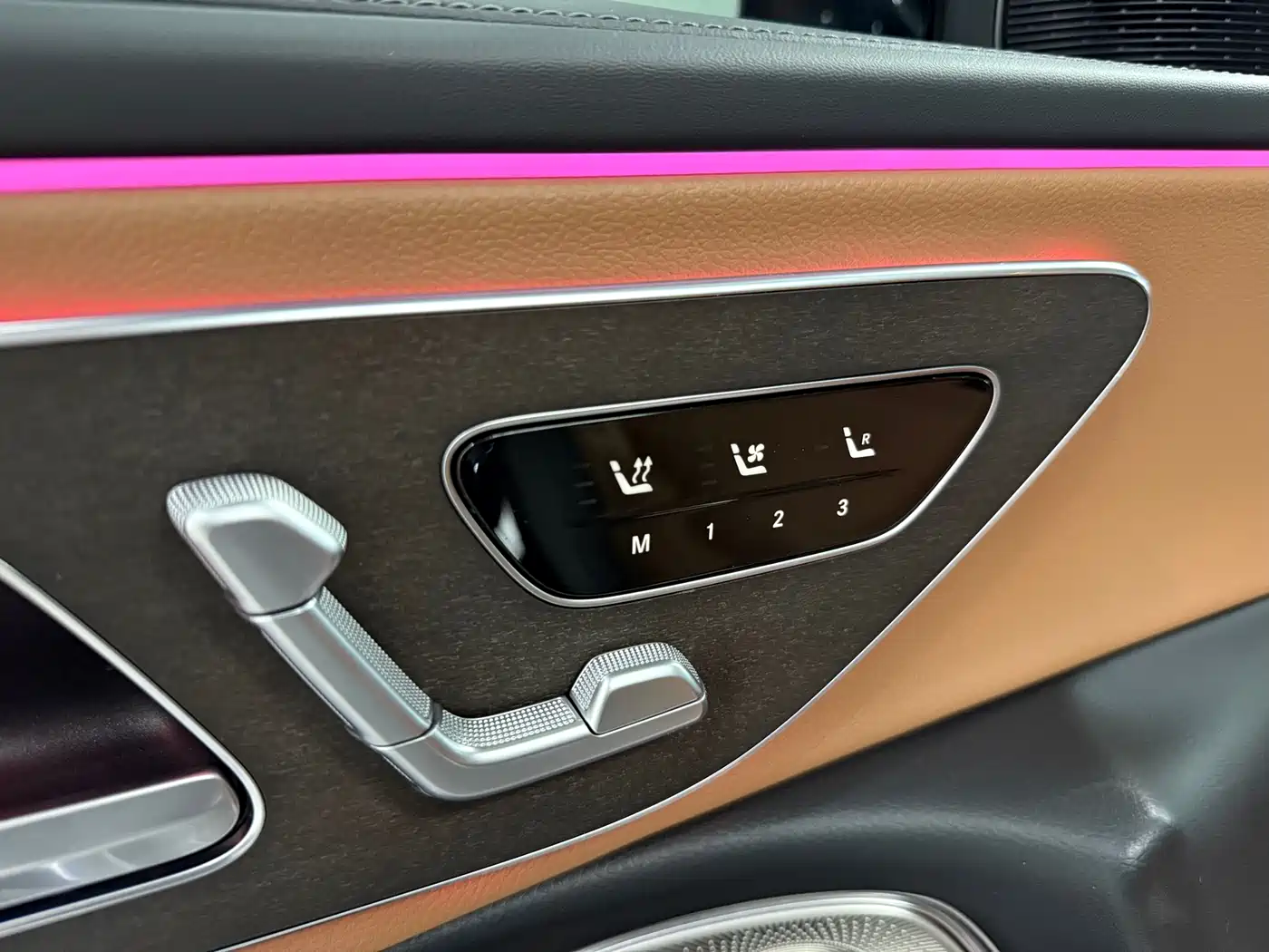 Mercedes-Benz E-Class 2025 Facelift E 300 L Luxury фото 12