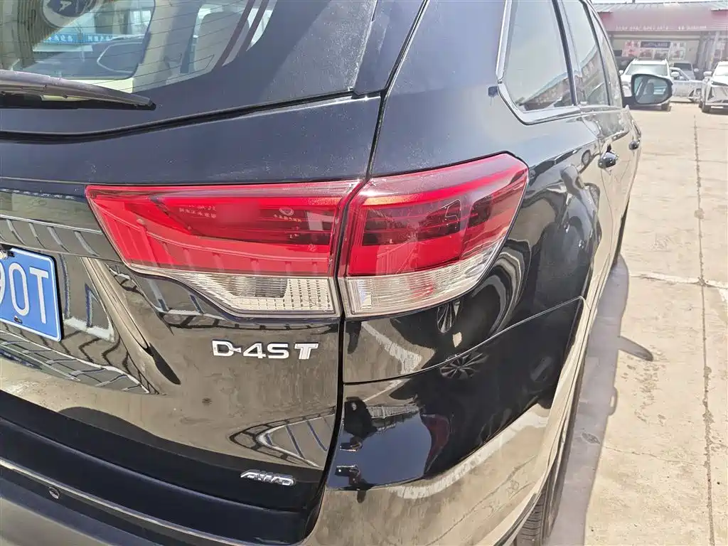Toyota Highlander 2018 2.0T 4WD Elite 7-seater (China V) фото 8