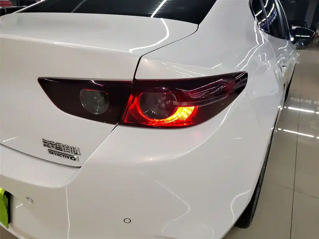 Mazda Mazda3 Axela 2025 2023 2.0L Auto Zhixuan