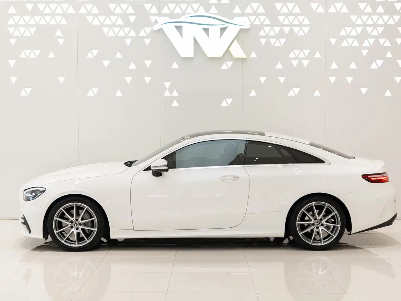 Mercedes-Benz E-Class (Import) 2021 Facelift E 260 Coupe фото 3
