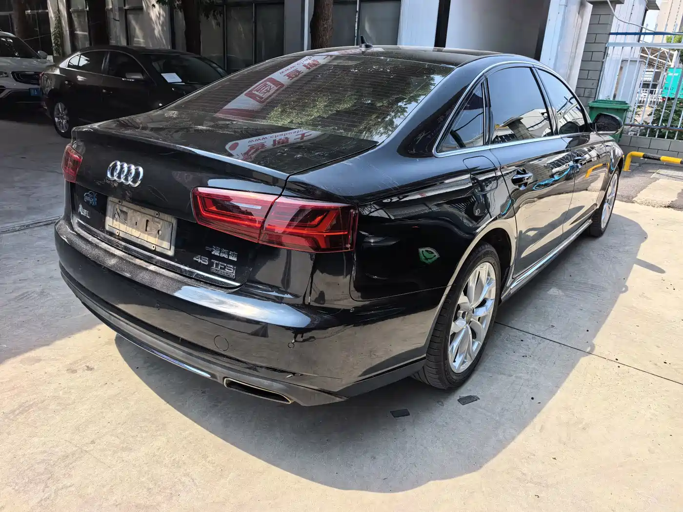 Фото 15 - Audi A6L