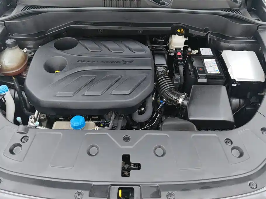 CHANGAN CHANGAN AUCHAN Z6