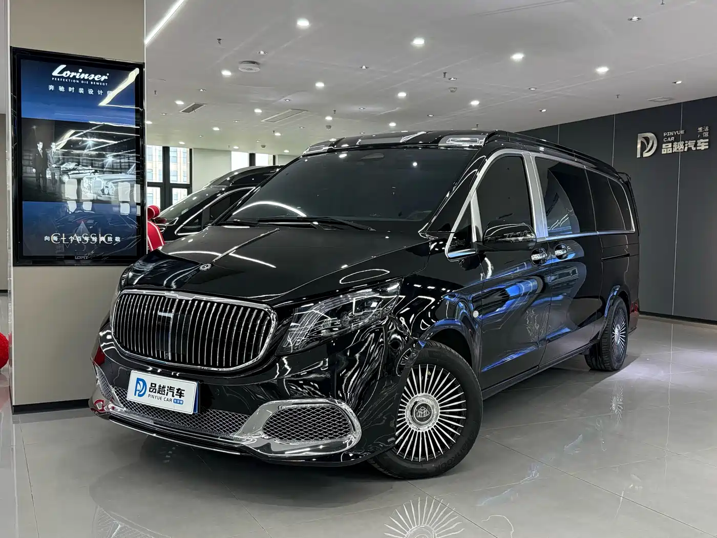 Mercedes-Benz Vito 2024 2.0T Business 7-Seater