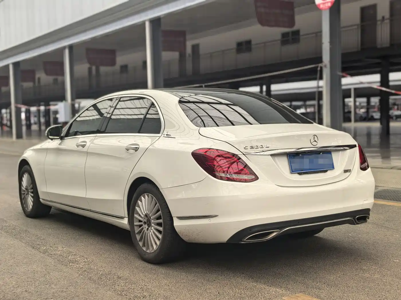 Mercedes-Benz C-Class 2015 Facelift C 200 L фото 9