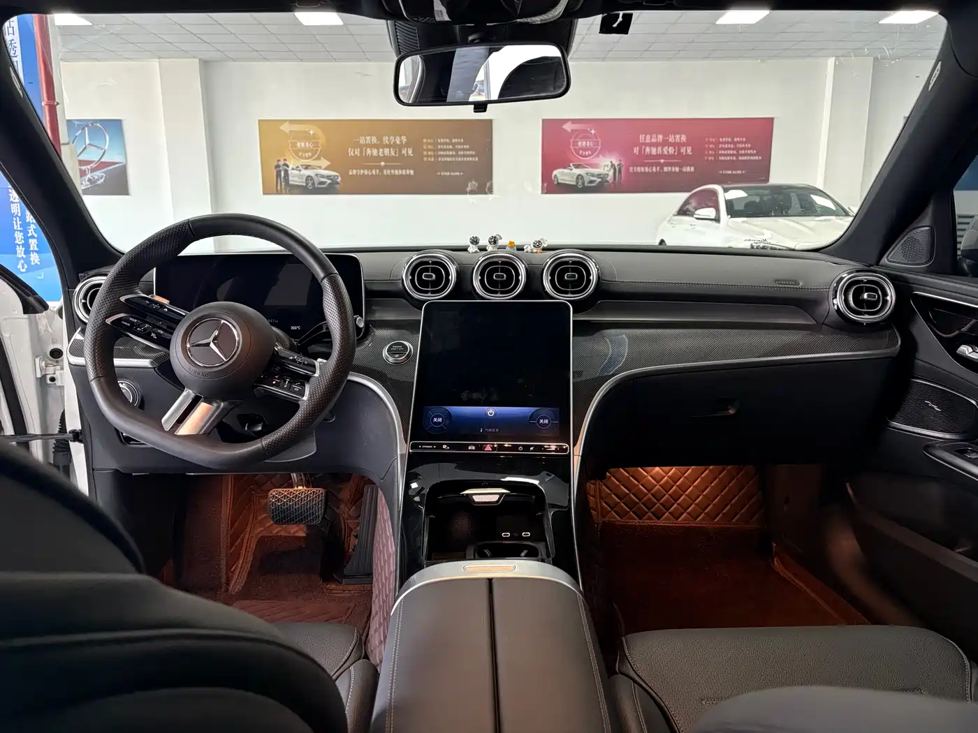 Mercedes-Benz C-Class 2024 C 260 L Sport фото 6