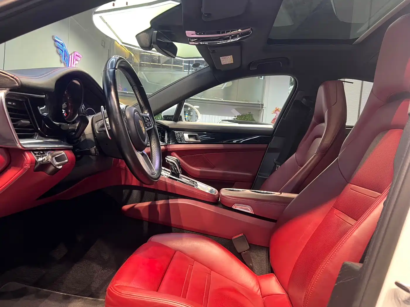 Porsche Panamera 2017 Panamera 4 Executive Long Wheelbase 3.0T фото 5