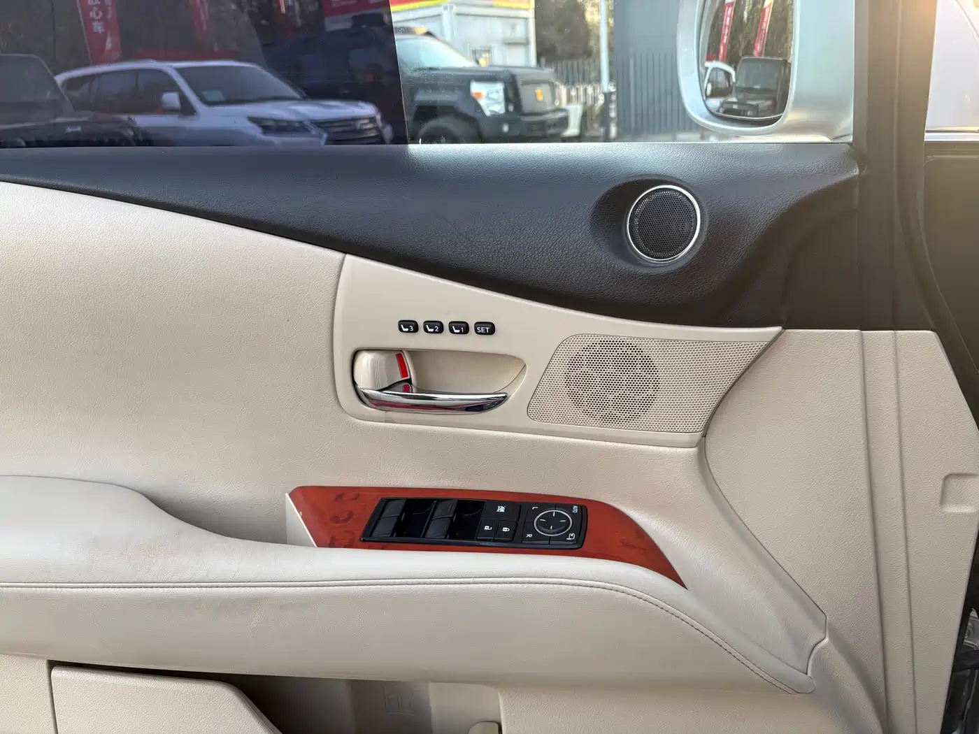 Lexus RX Classic 2009 Model 350 Premium Edition фото 10