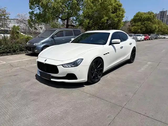 MASERATI GHIBLI