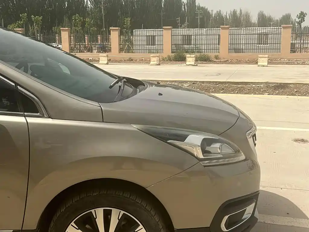 Фото 5 - Peugeot 3008