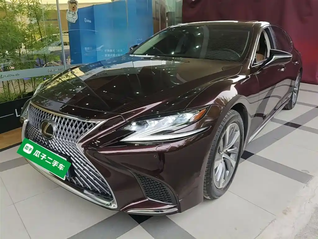 Lexus LS 2018 350 Excellence Edition China V фото 2