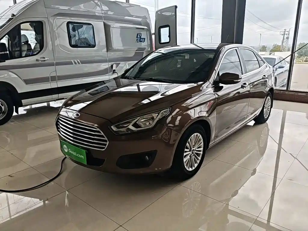 Ford Escort 2015 — пригон из Китая