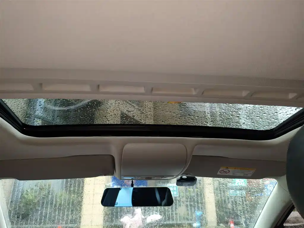 Volkswagen Polo 2018 1.5L Auto Comfort фото 14