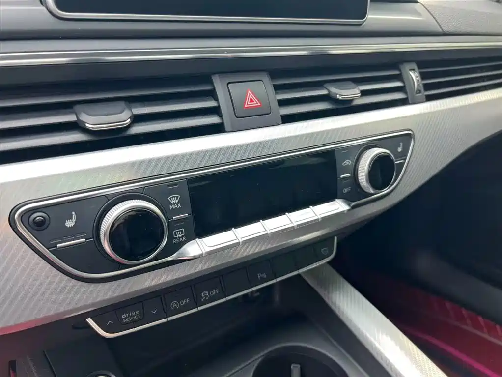 Audi A4L 2017 Plus 40 TFSI Fashion фото 7