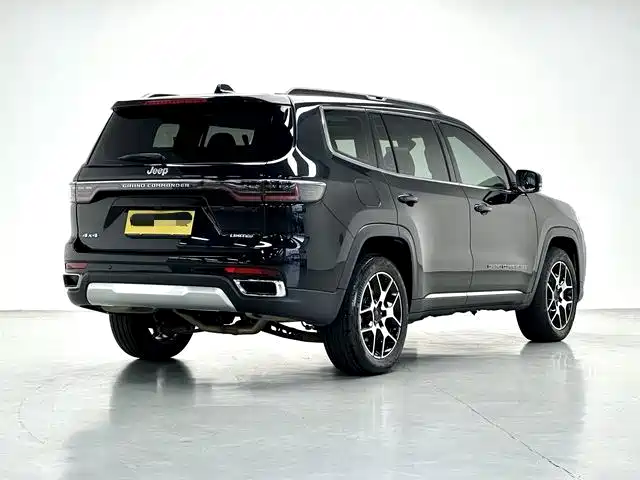 Jeep Grand Commander 2022 2022 2.0T 2WD Luxury Edition
