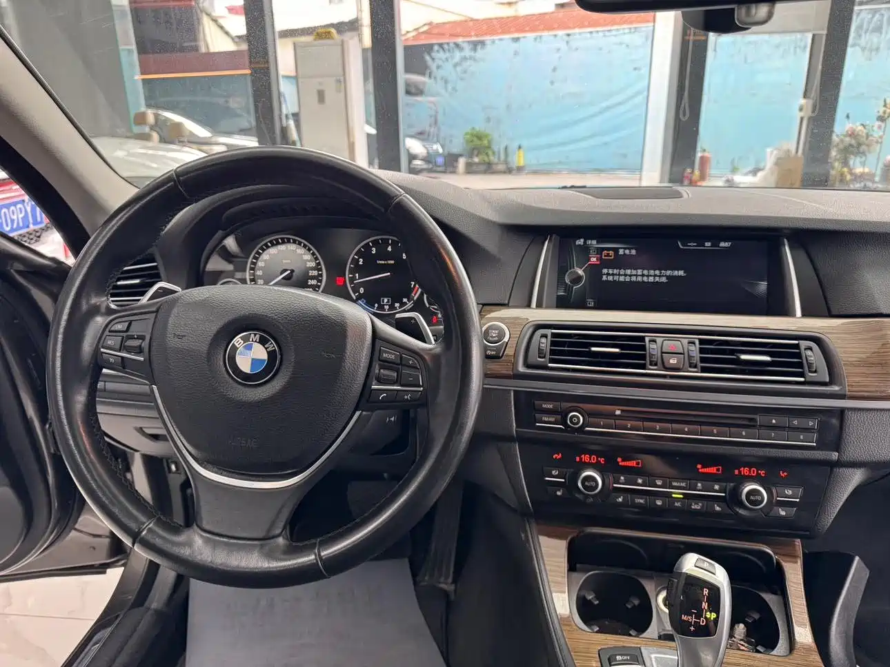 BMW 5 Series 2014 535Li Executive Style Design Package фото 22