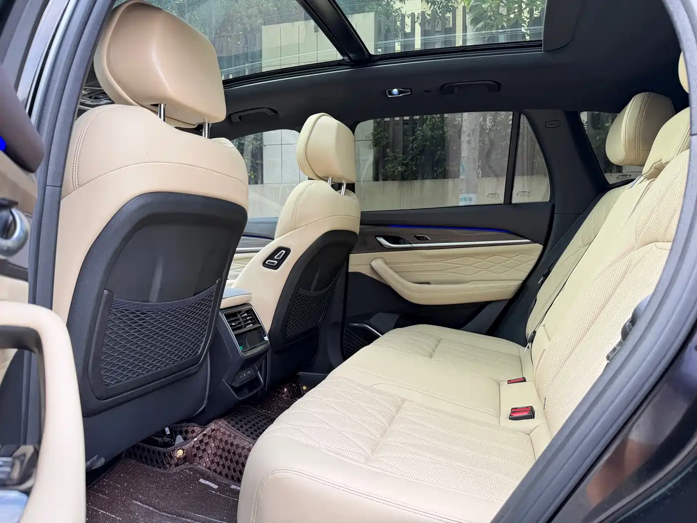 Фото 7 - Geely Xingyue L